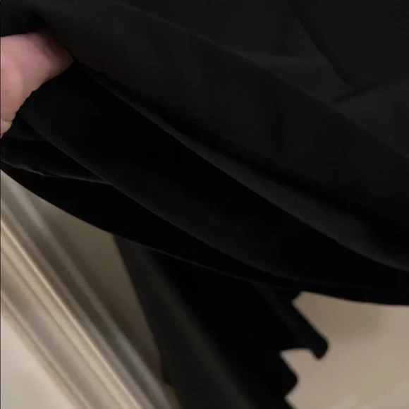 Milly Women's Bell Sleeve Black top size 2 - Picture 7 of 13